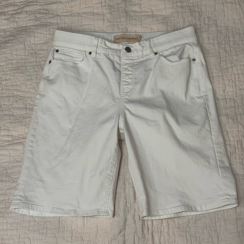Women’s Soft Surroundings White Jean Shorts